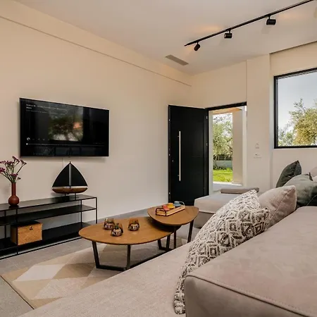 ヴィラ Herbs Kalamákion